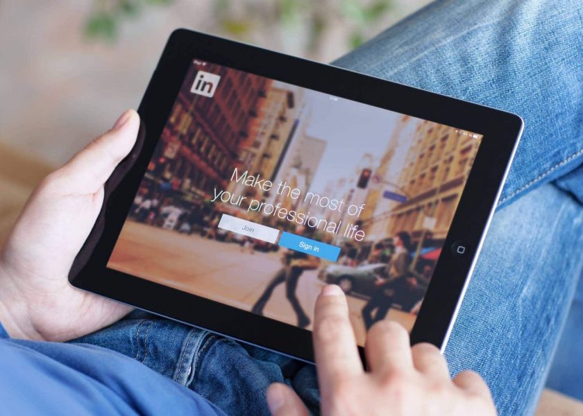 profilo linkedin inglese