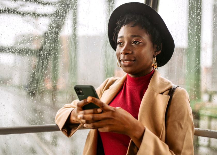 morning-bus-ride-to-the-work-picture-id1352038467