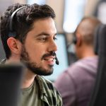 Come si diventa Customer Service: i requisiti linguistici