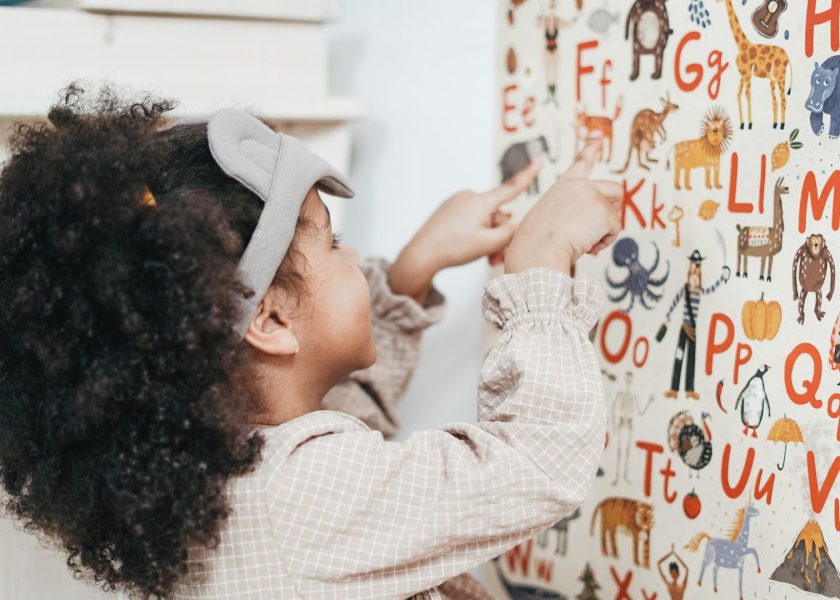 canzone alfabeto inglese